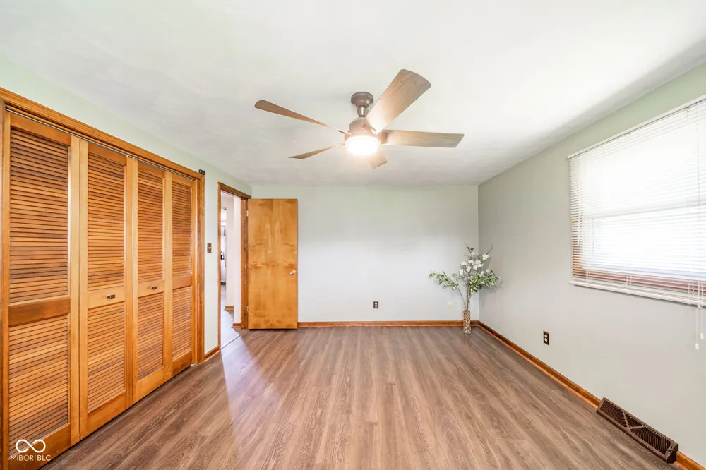 1375 E 240 Anderson, IN 46012