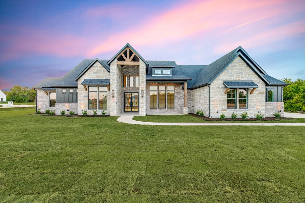 6715 Lakeview Drive McKinney, TX 75071