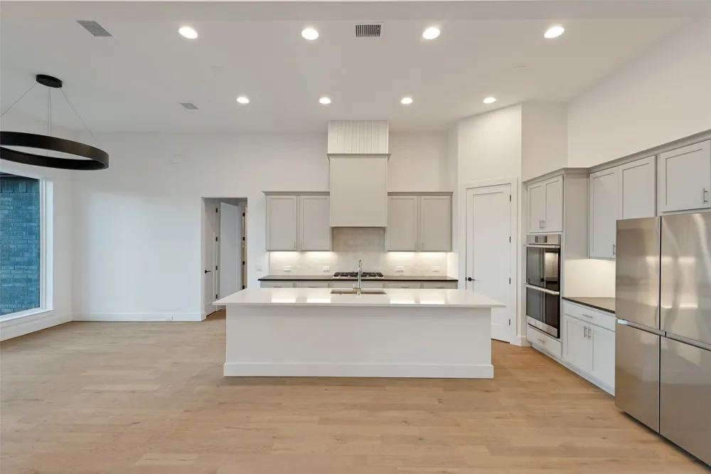 6715 Lakeview Drive McKinney, TX 75071