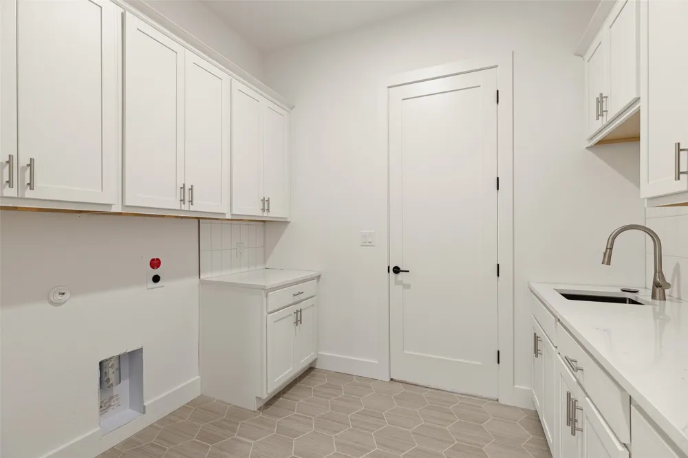 6715 Lakeview Drive McKinney, TX 75071