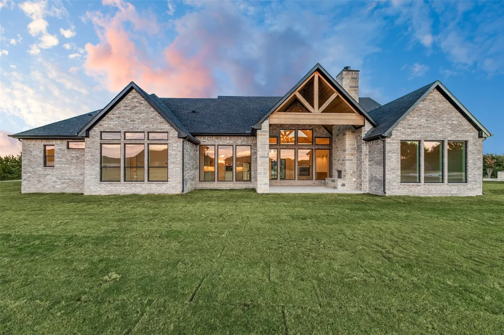 6715 Lakeview Drive McKinney, TX 75071