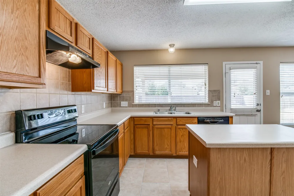 103 Bowie Street Forney, TX 75126