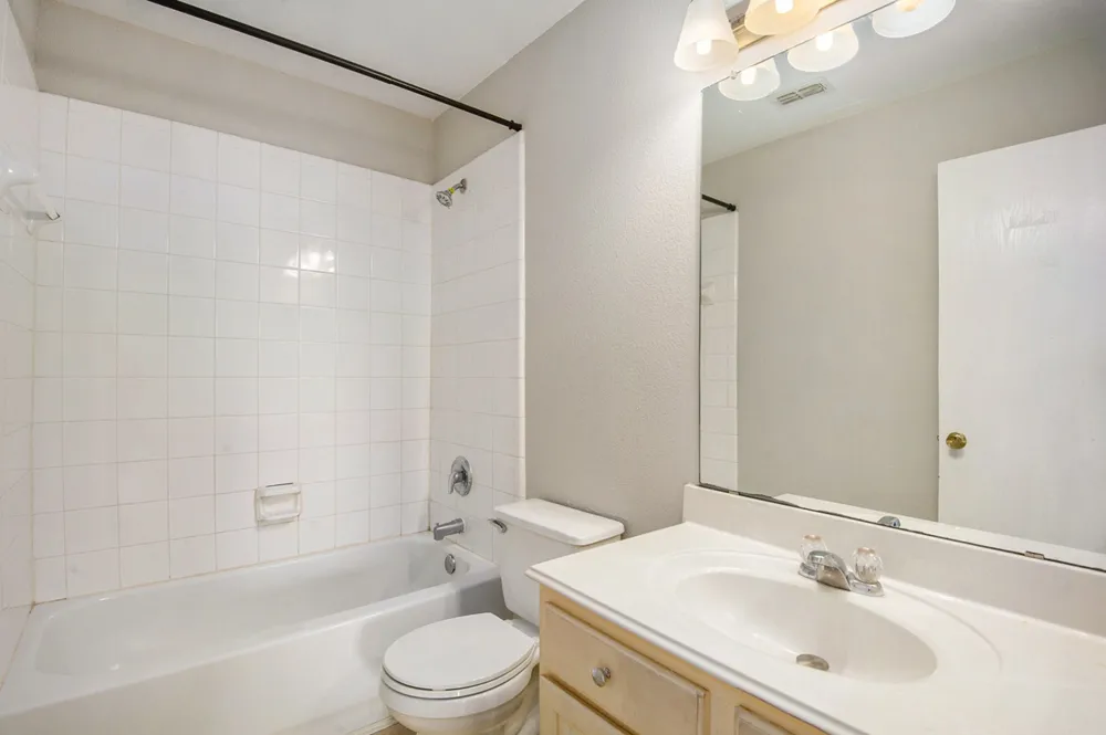 4225 Silverwood Trail Fort Worth, TX 76244