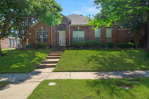 10910 Blackberry Lane