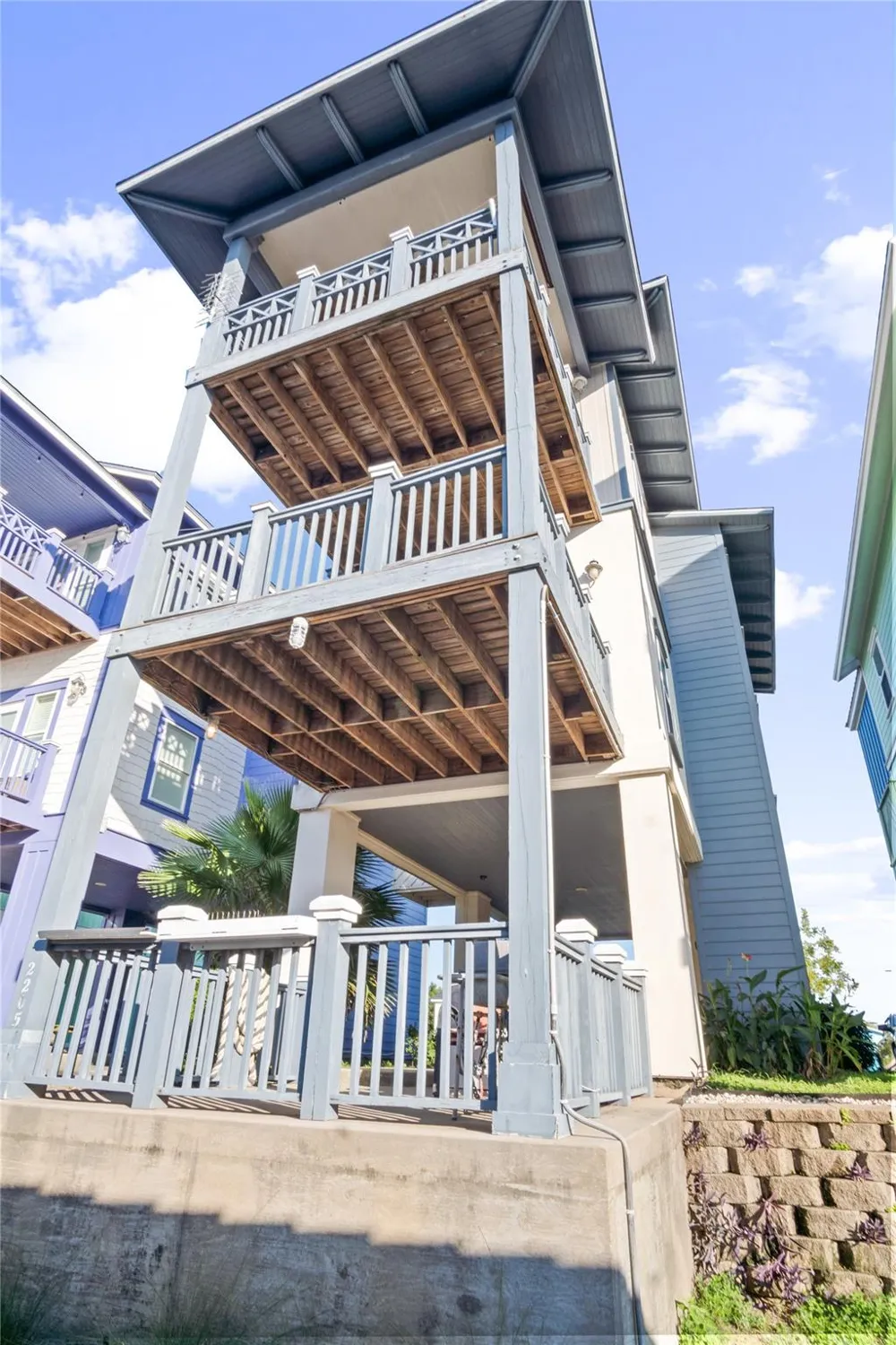 2205 Nelson Avenue Port Bolivar, TX 77650