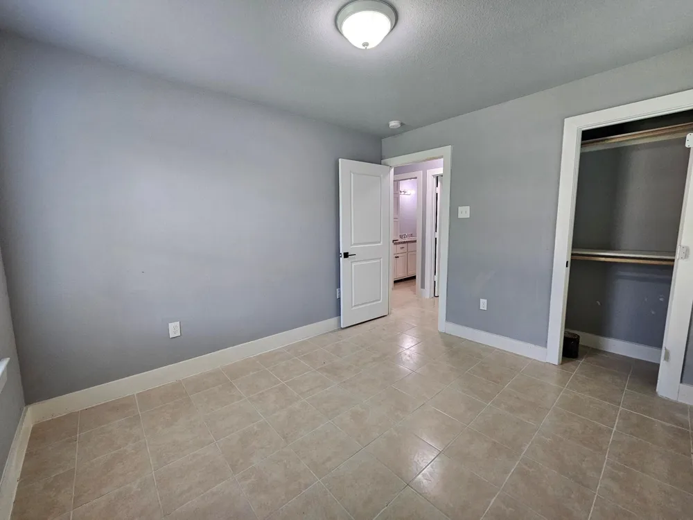 2129 Raspberry Lane Pasadena, TX 77502