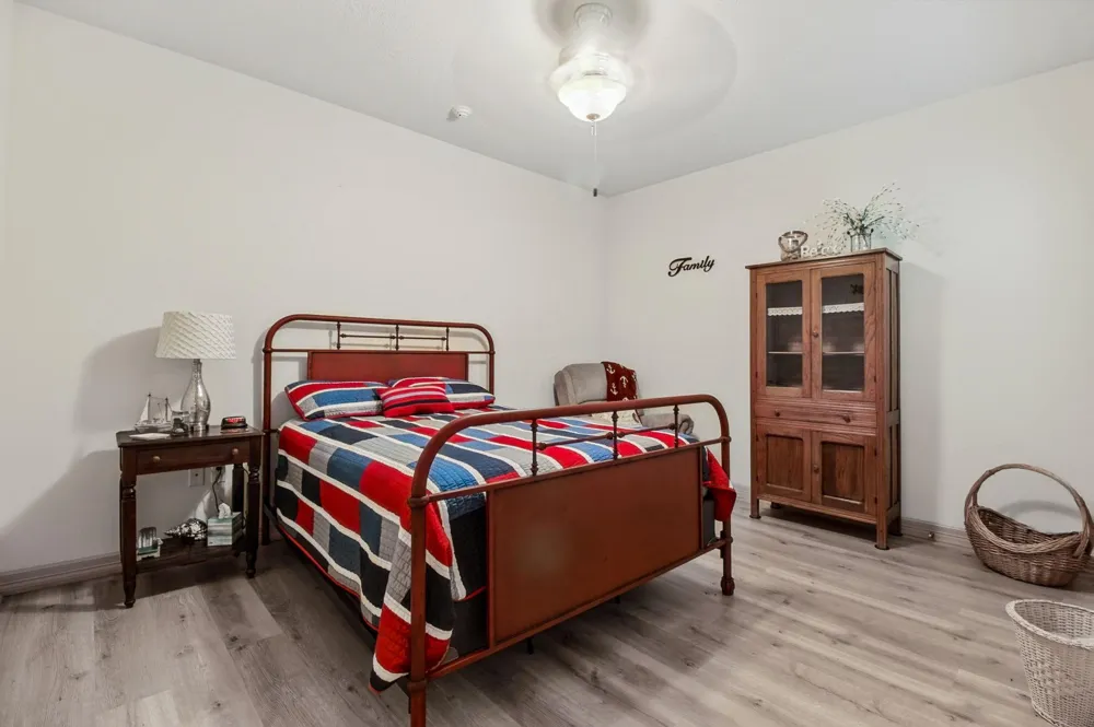 102 Sunshine Lane Livingston, TX 77351