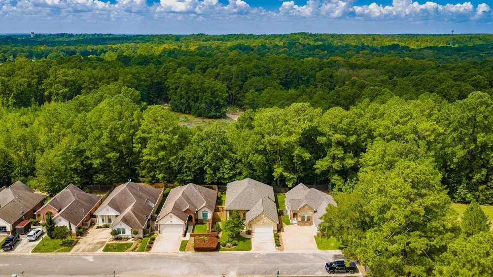 102 Sunshine Lane Livingston, TX 77351