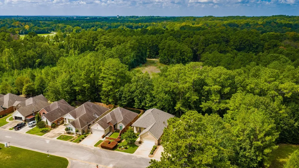 102 Sunshine Lane Livingston, TX 77351