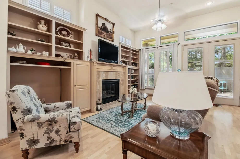 102 Sunshine Lane Livingston, TX 77351