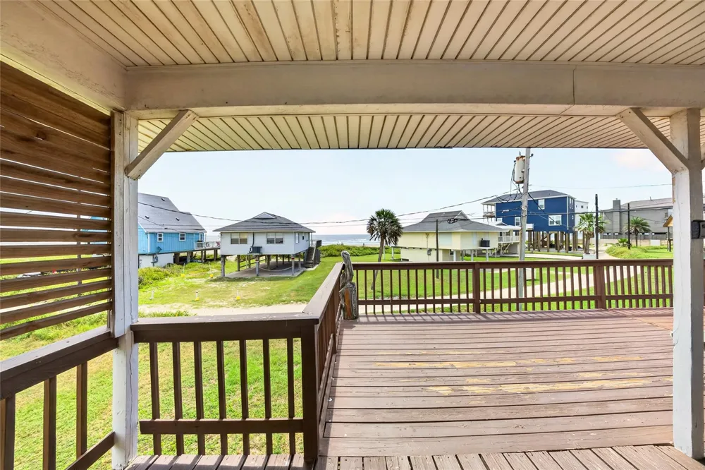 16713 Jamaica Beach Road Jamaica Beach, TX 77554