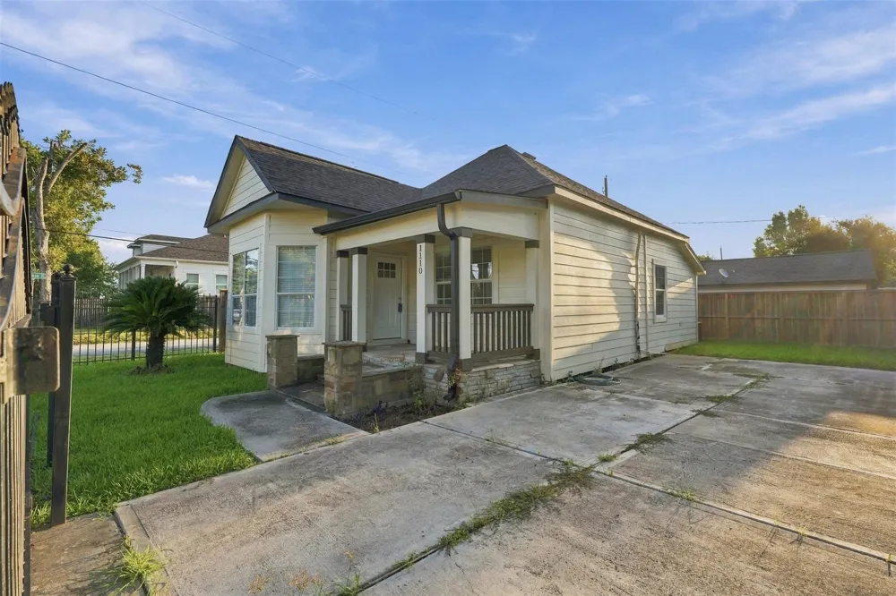 1110 Cordell Street Houston, TX 77009