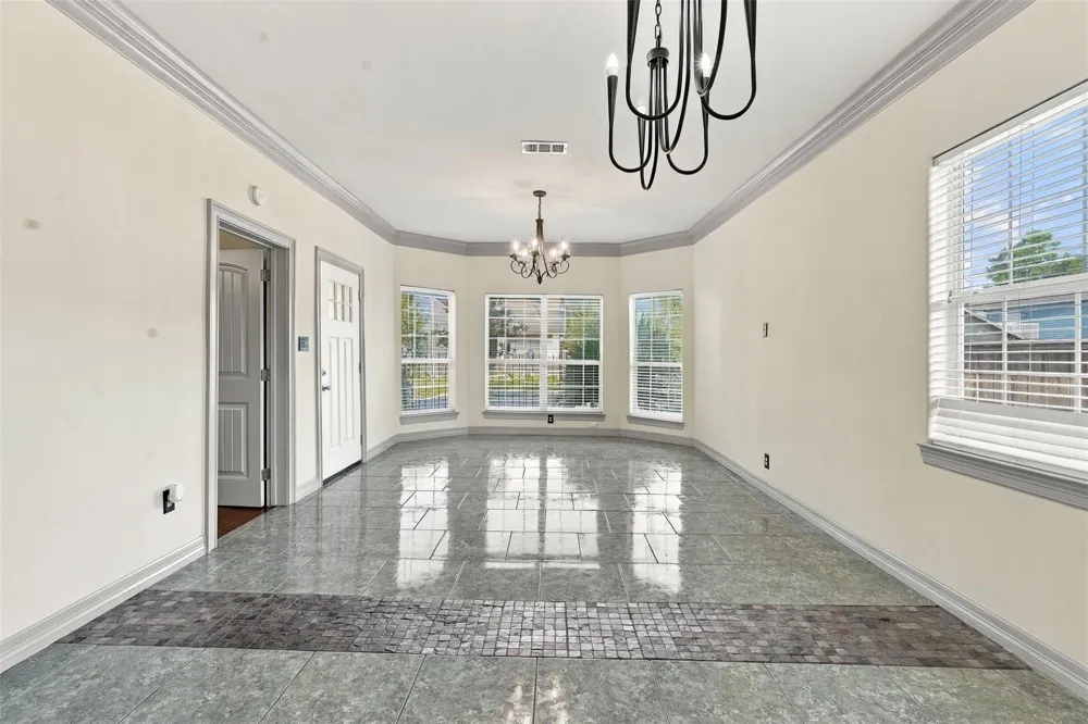 1110 Cordell Street Houston, TX 77009