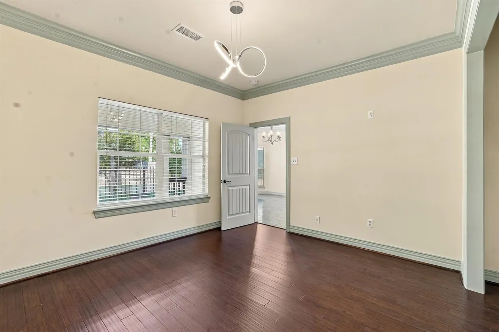 1110 Cordell Street Houston, TX 77009