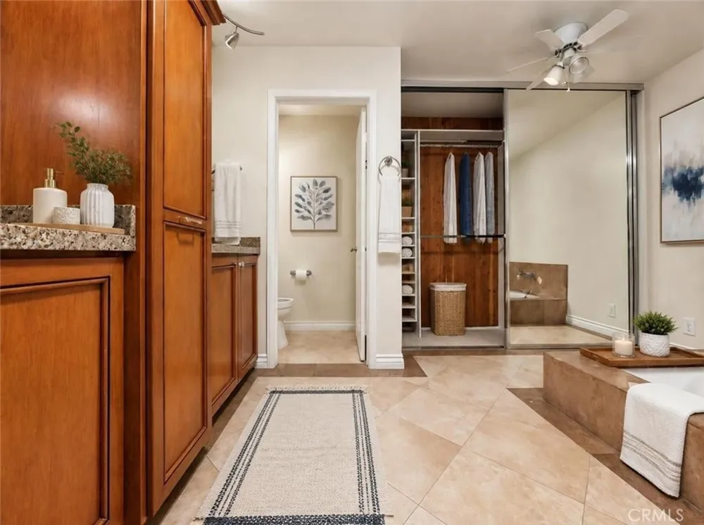 9881 Foxrun Drive North Tustin, CA 92705