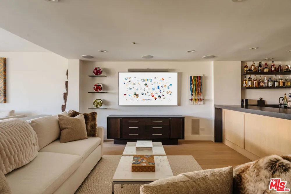 701 Ocean Avenue #309 Santa Monica, CA 90402
