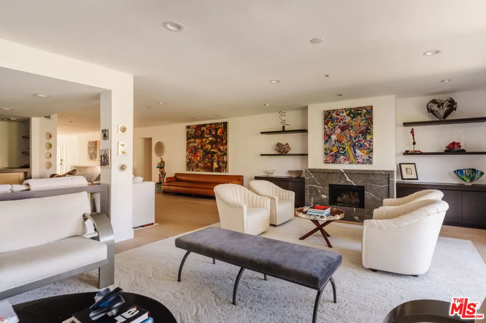 701 Ocean Avenue #309 Santa Monica, CA 90402