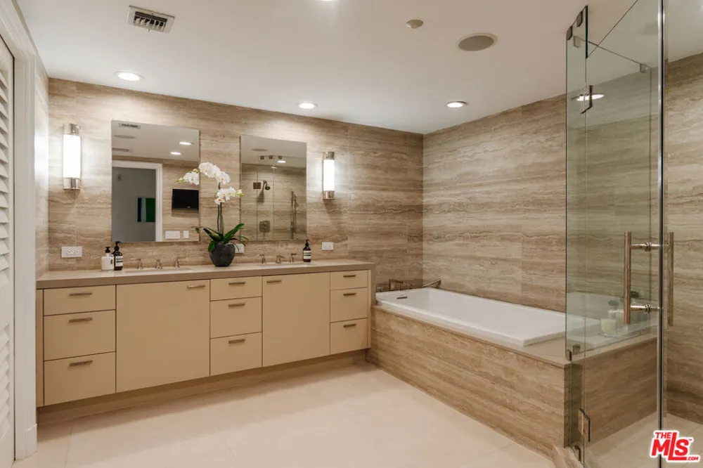 701 Ocean Avenue #309 Santa Monica, CA 90402
