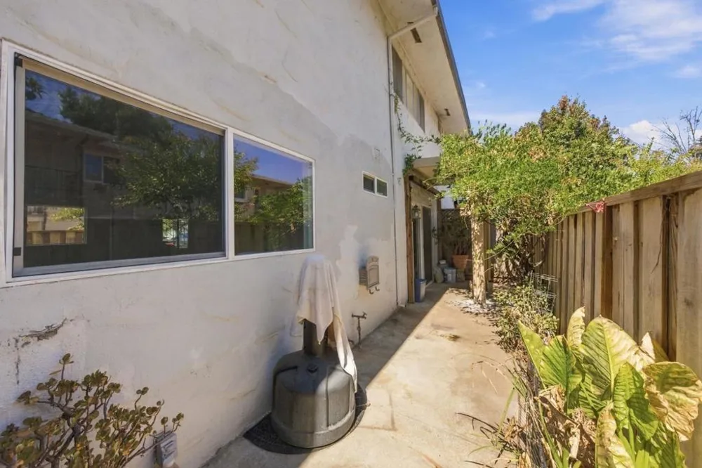 1261 Juniper Drive #14 Gilroy, CA 95020
