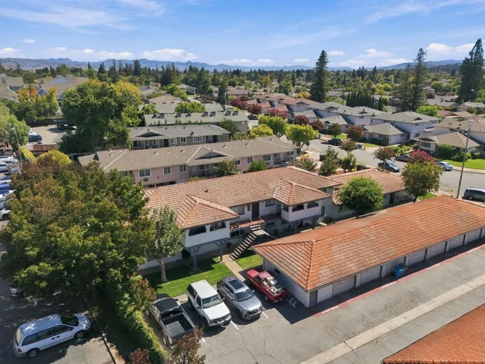 1261 Juniper Drive #14 Gilroy, CA 95020