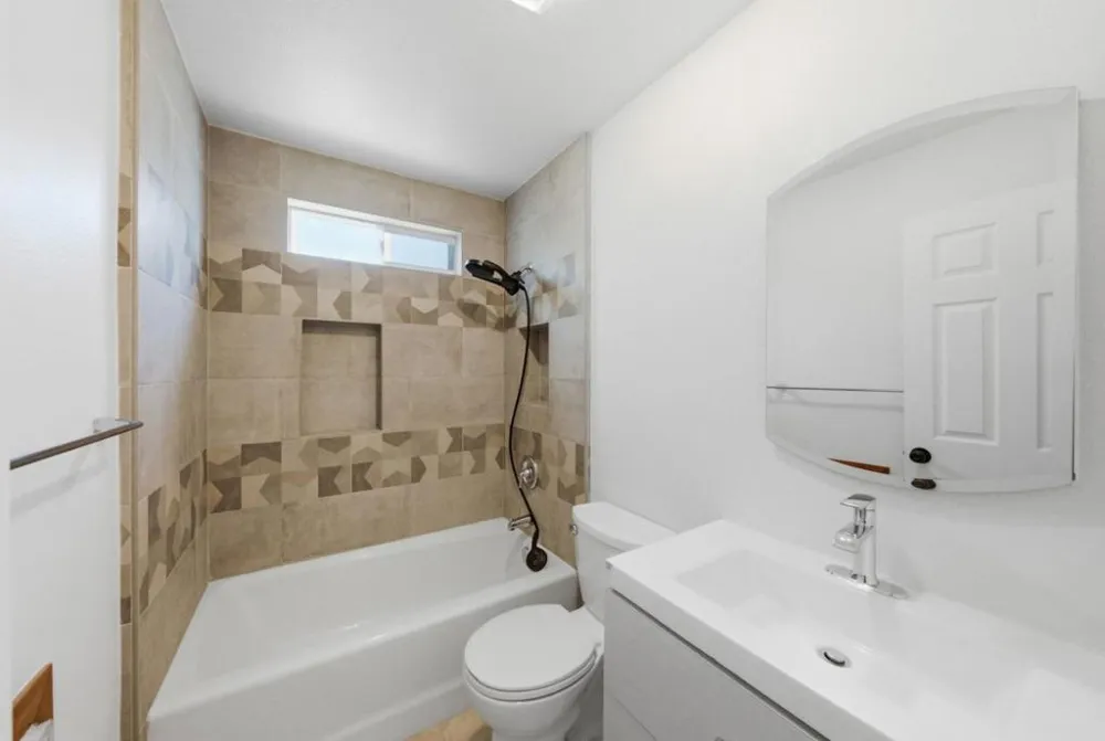 1261 Juniper Drive #14 Gilroy, CA 95020