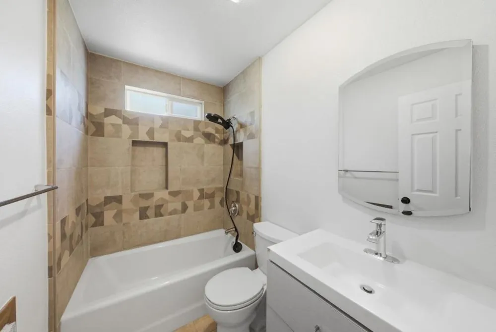 1261 Juniper Drive #14 Gilroy, CA 95020