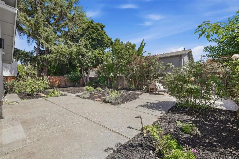 4562 Carmen Way Union City, CA 94587