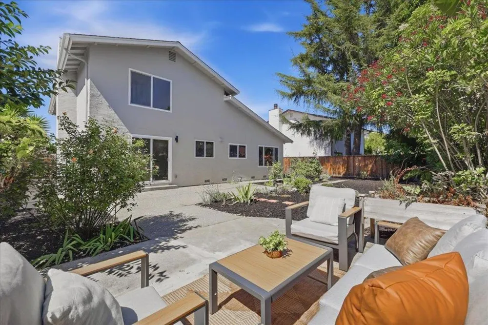 4562 Carmen Way Union City, CA 94587