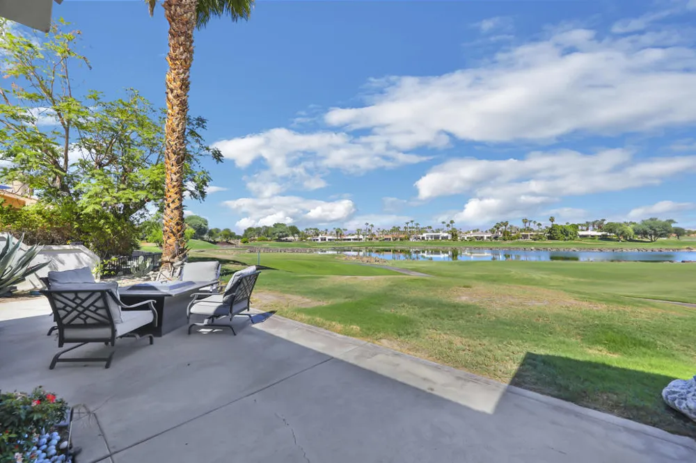 55650 Oaktree La Quinta, CA 92253