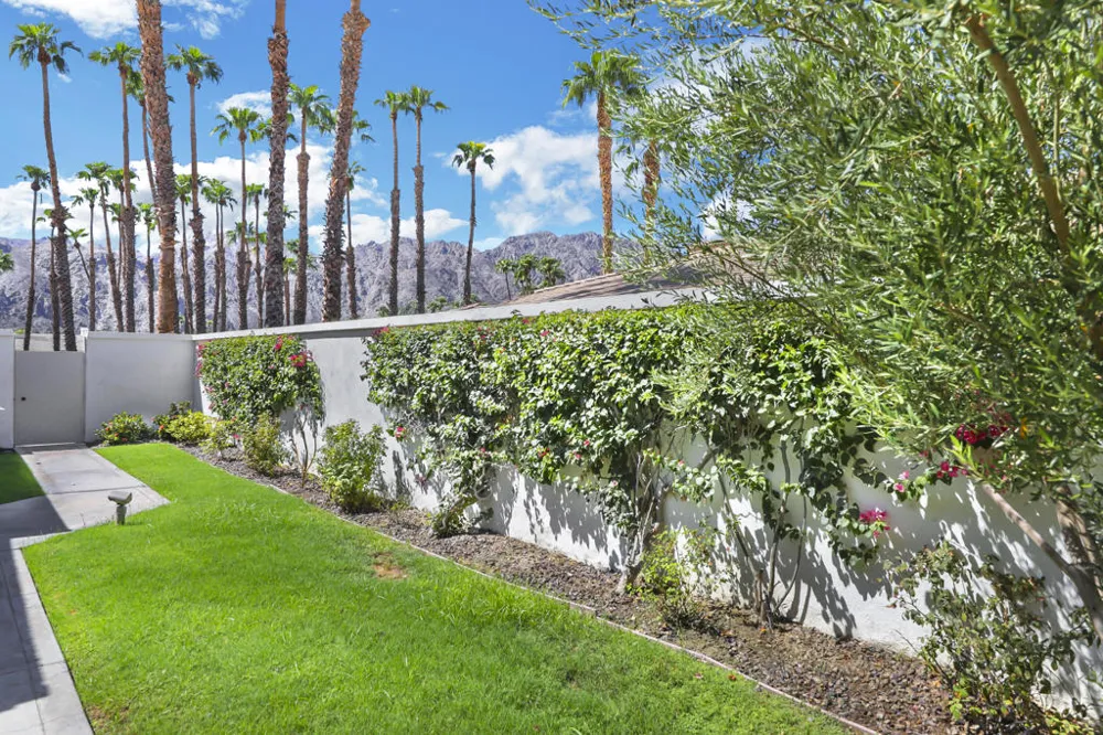 55650 Oaktree La Quinta, CA 92253