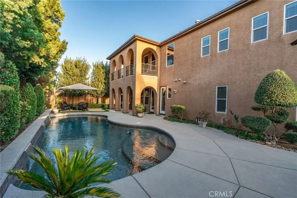 3141 Serena Clovis, CA 93619