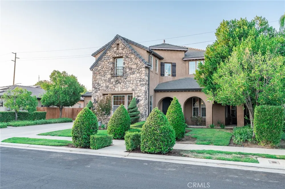 3141 Serena Clovis, CA 93619