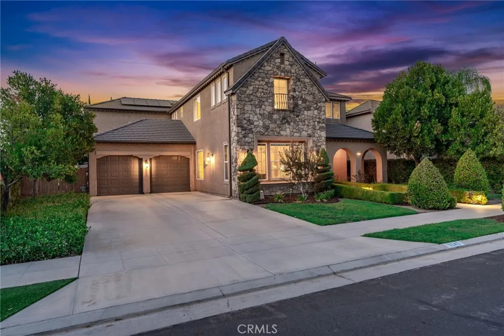 3141 Serena Clovis, CA 93619