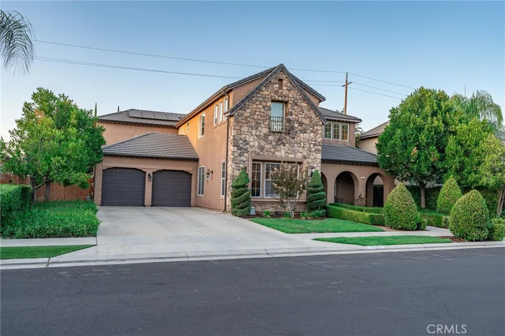 3141 Serena Clovis, CA 93619