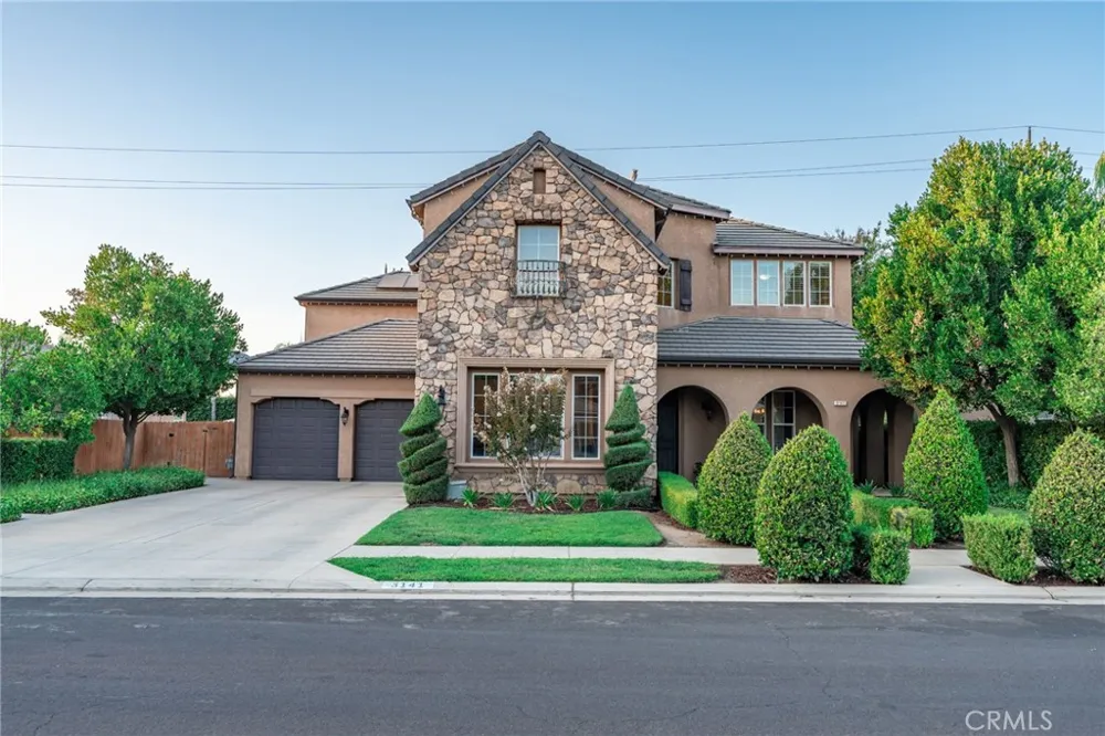 3141 Serena Clovis, CA 93619