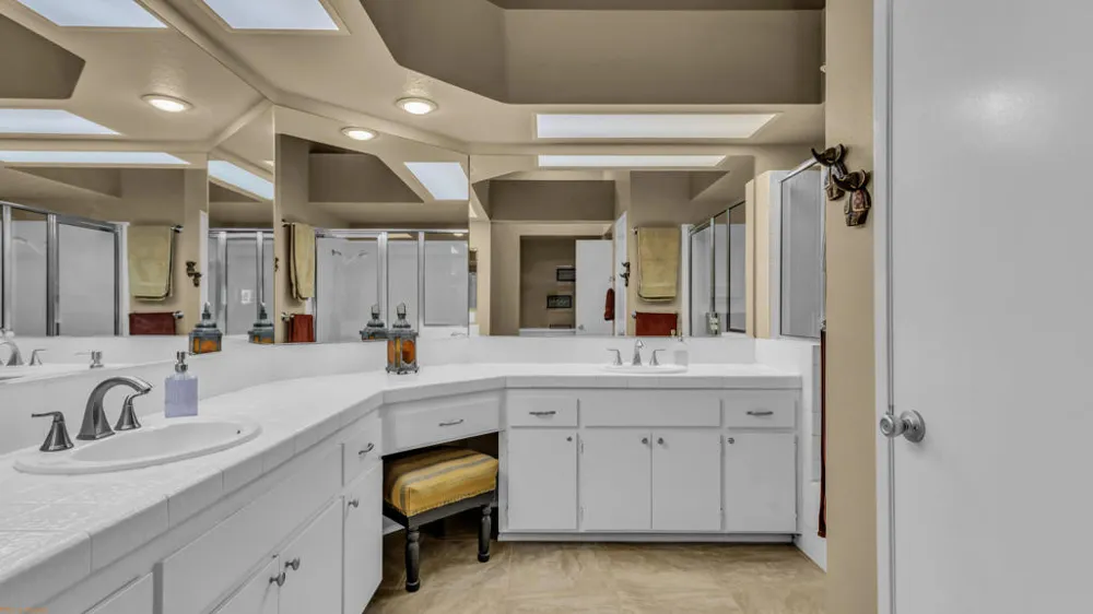 285 Desert Falls Drive E Palm Desert, CA 92211