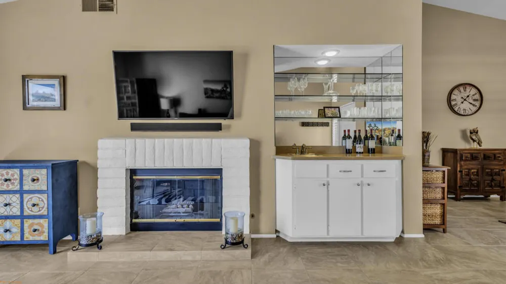 285 Desert Falls Drive E Palm Desert, CA 92211