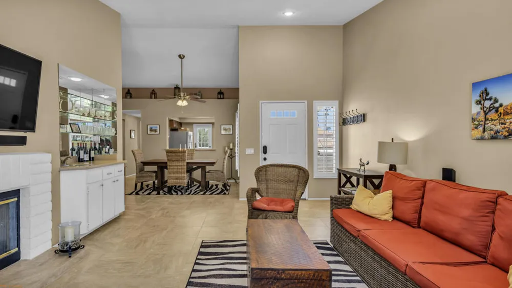 285 Desert Falls Drive E Palm Desert, CA 92211