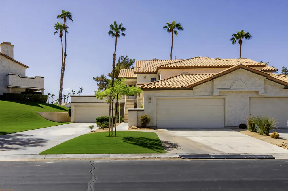 285 Desert Falls Drive E Palm Desert, CA 92211