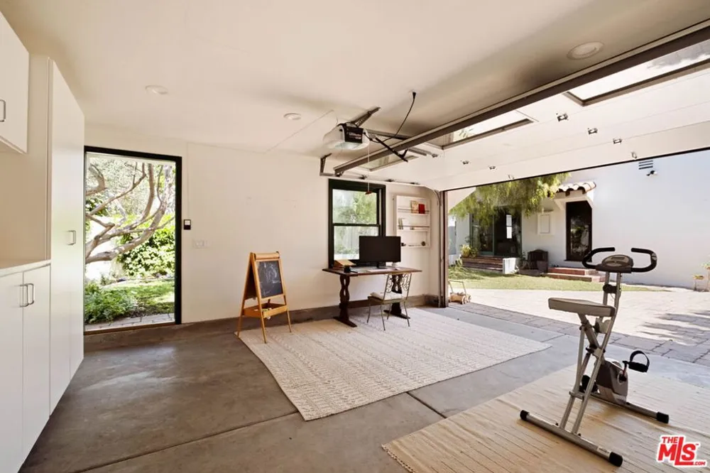 1781 S Garth Avenue Los Angeles, CA 90035