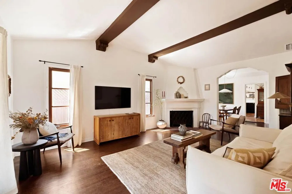1781 S Garth Avenue Los Angeles, CA 90035