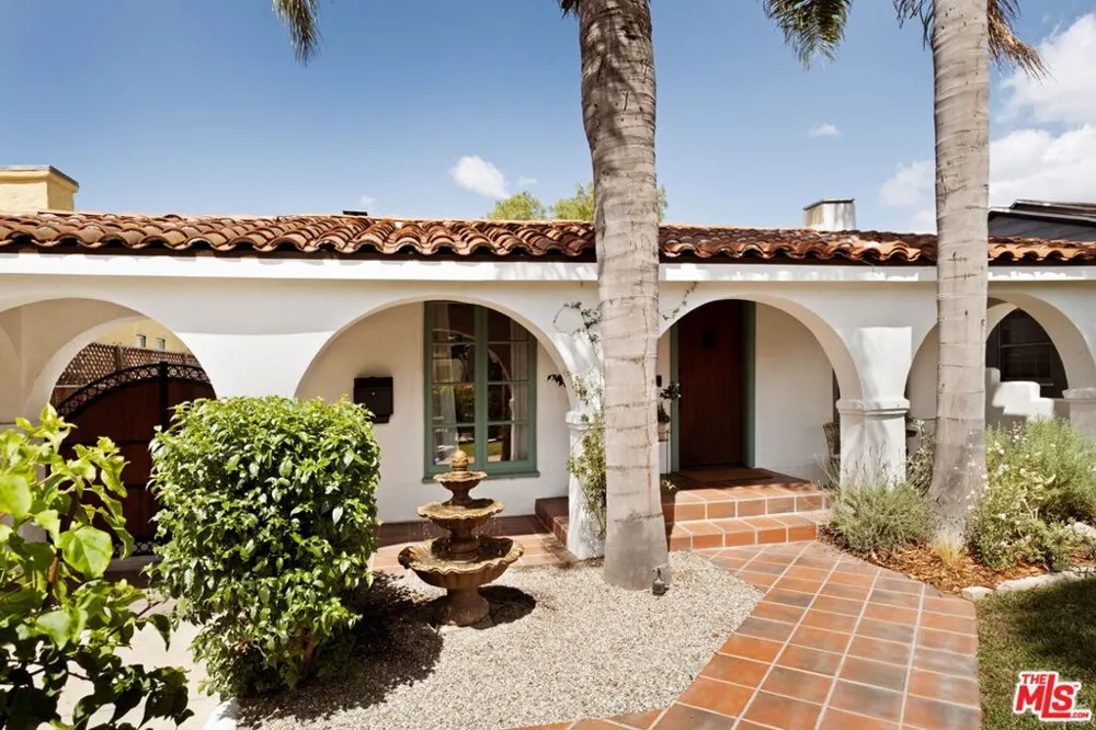 1781 S Garth Avenue Los Angeles, CA 90035