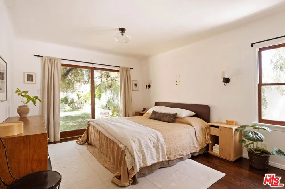 1781 S Garth Avenue Los Angeles, CA 90035