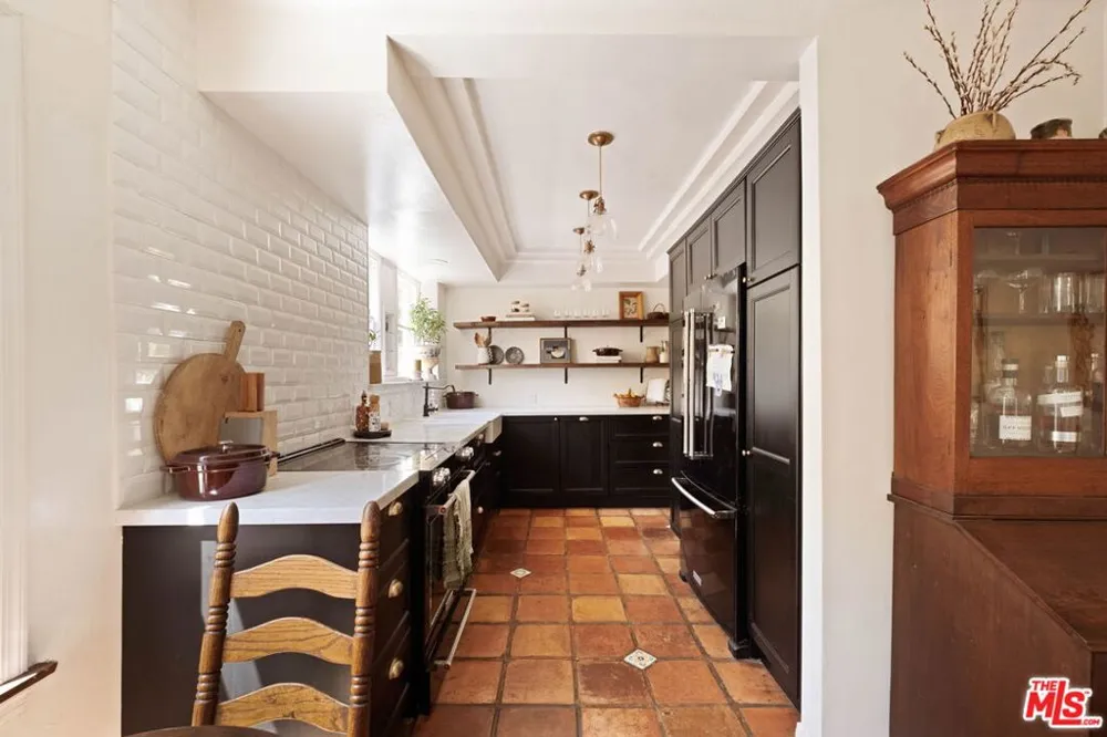 1781 S Garth Avenue Los Angeles, CA 90035