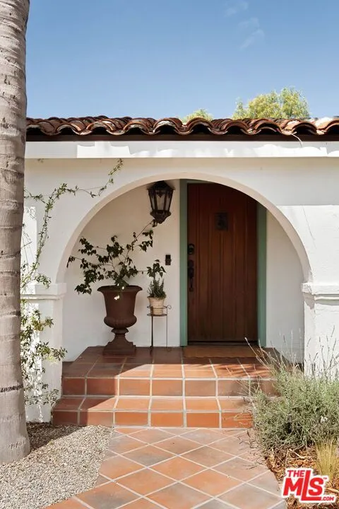 1781 S Garth Avenue Los Angeles, CA 90035
