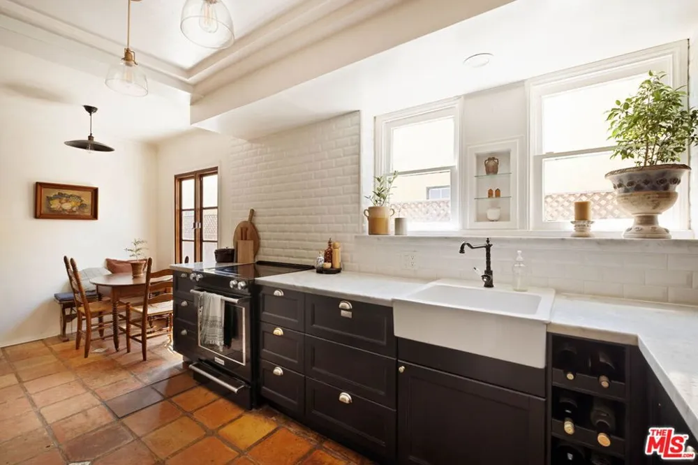 1781 S Garth Avenue Los Angeles, CA 90035