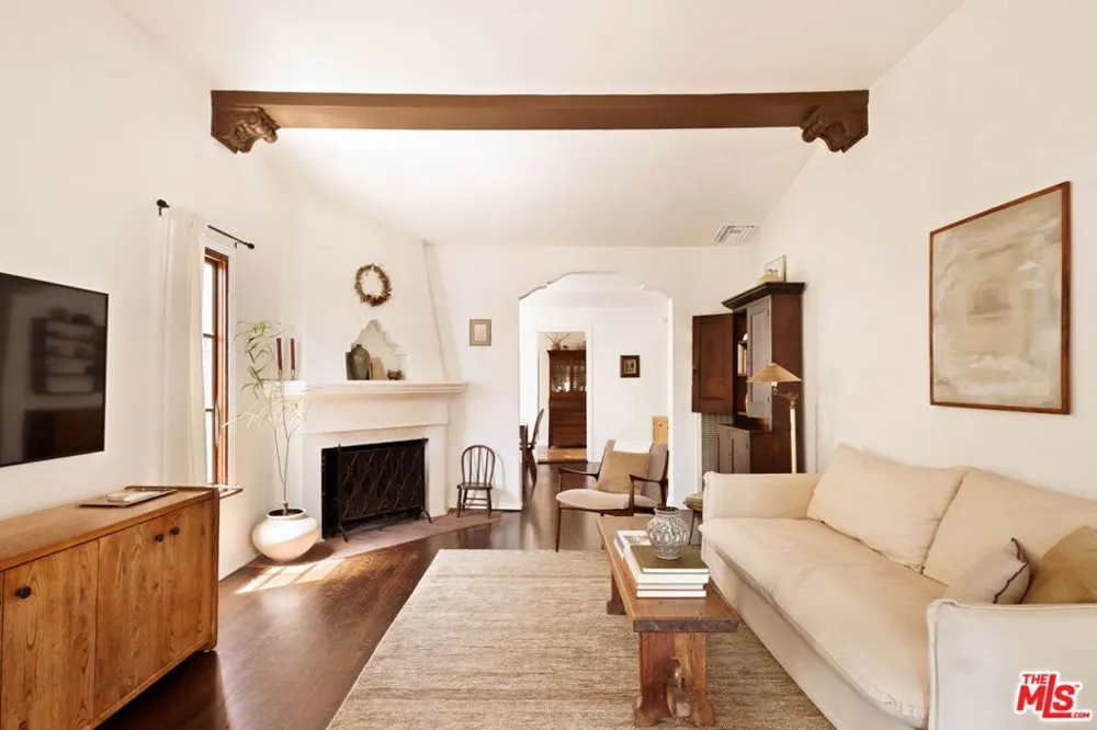 1781 S Garth Avenue Los Angeles, CA 90035