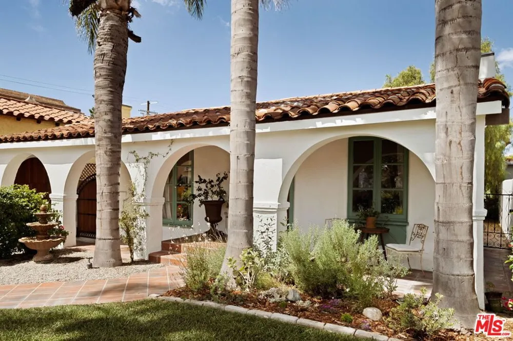 1781 S Garth Avenue Los Angeles, CA 90035