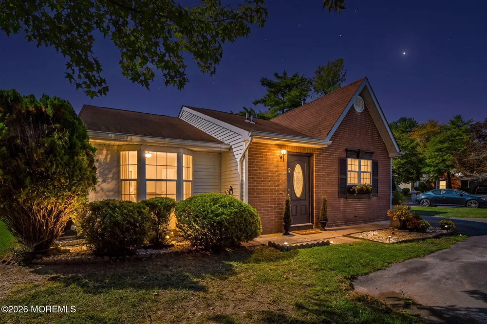 34 Morden Close Freehold, NJ 07728