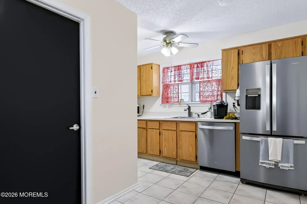 34 Morden Close Freehold, NJ 07728